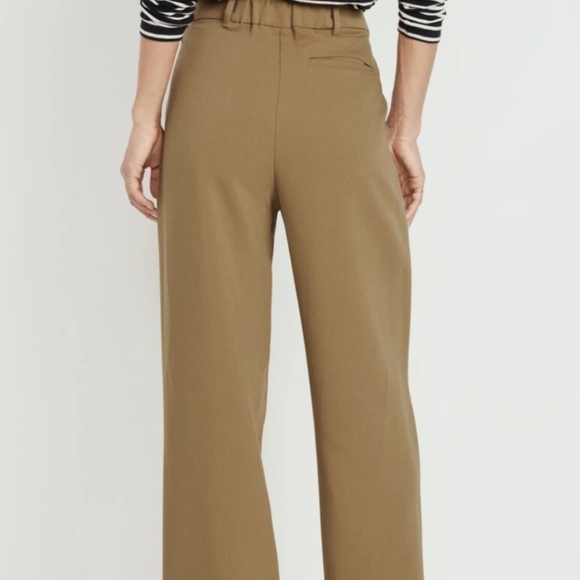 Old Navy Ladies Tan Slacks - Picture 10 of 10